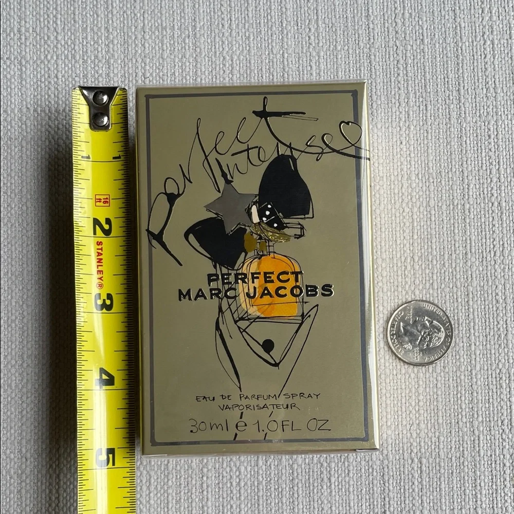 Marc Jacobs PERFECT INTENSE with Jasmine & Sandalwood 1oz fragrance